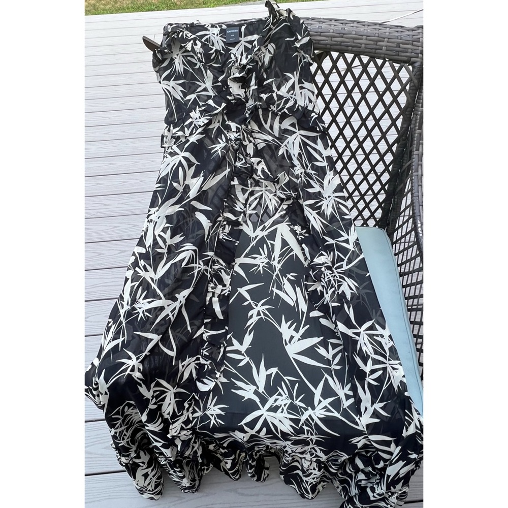 NWOT Express Palm Print Sheer Maxi Top